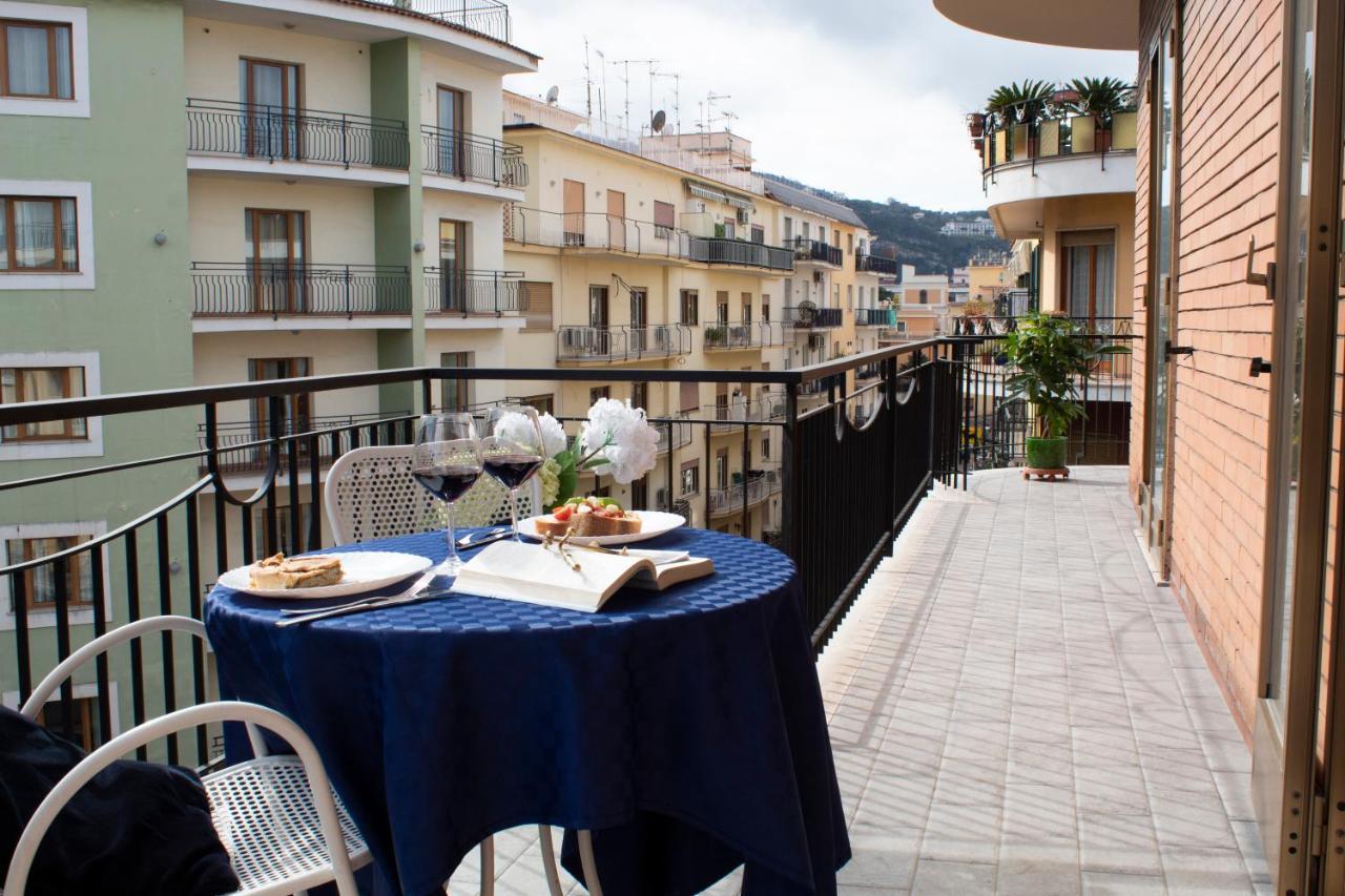 Casa Derosa In Sorrento Centroアパートメント エクステリア 写真