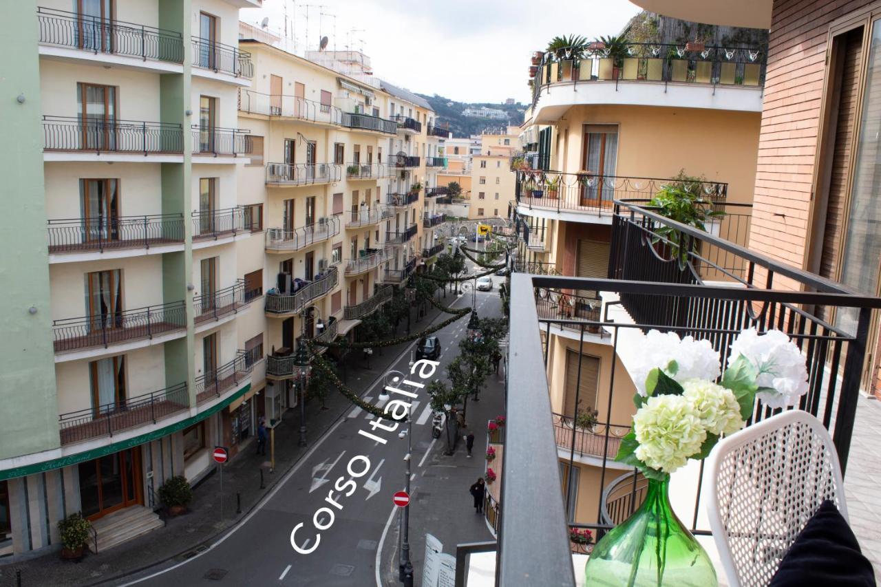 Casa Derosa In Sorrento Centroアパートメント エクステリア 写真